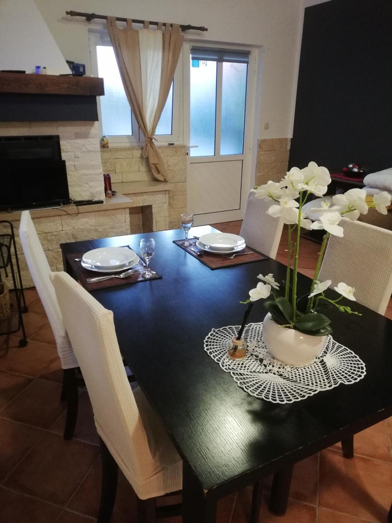 Apartments Poretti For 2,In Center Parking Free In The Yard,6 Min Beach Walk 로비니 외부 사진